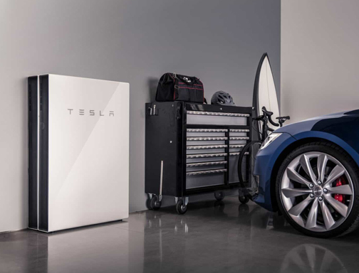 Tesla envisage de construire une usine de stockage d'énergie par batterie en Inde
